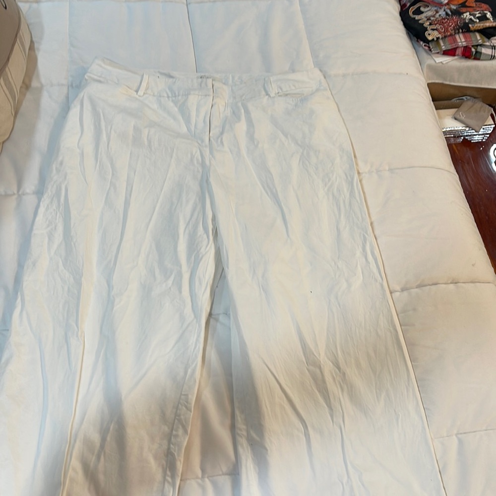 White wide leg crop